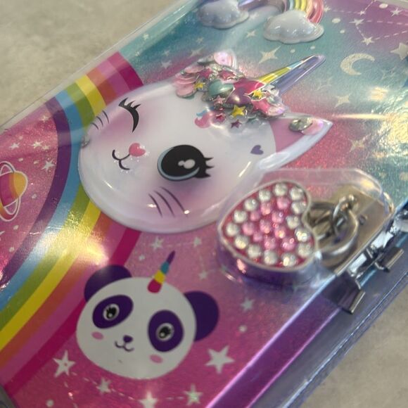 Rainbow Cat Diary with Lock & Keys - Pink and Purple - Picture 2 of 6